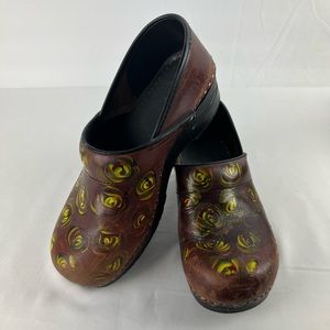 Dansko clogs - brown
